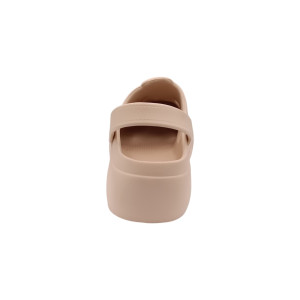 05 no brand sandal