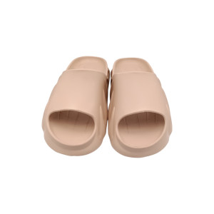 06 no brand sandal