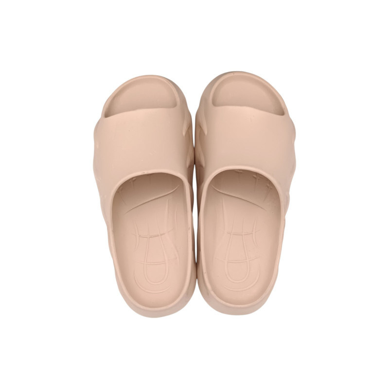 06 no brand sandal
